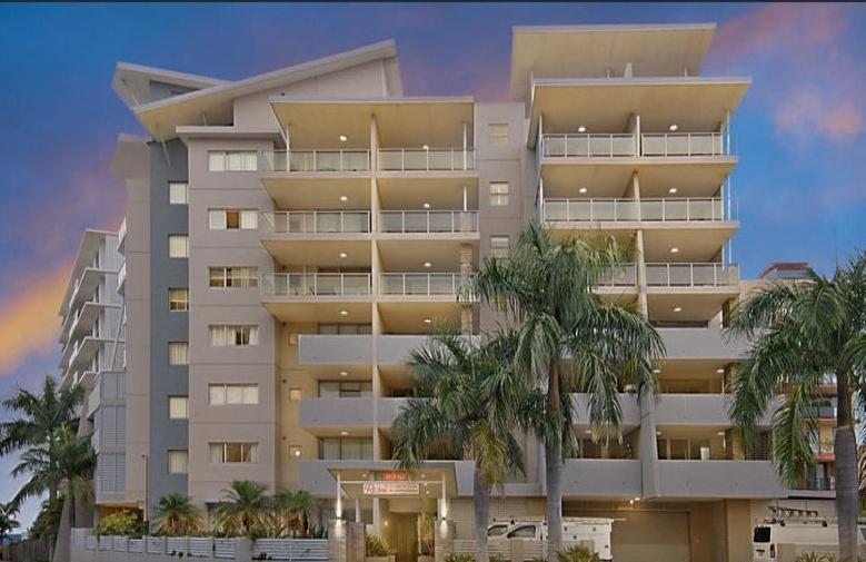 Redvue Holiday Apartments Redcliffe Buitenkant foto