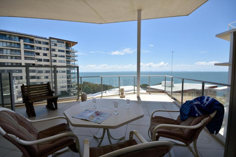 Redvue Holiday Apartments Redcliffe Buitenkant foto