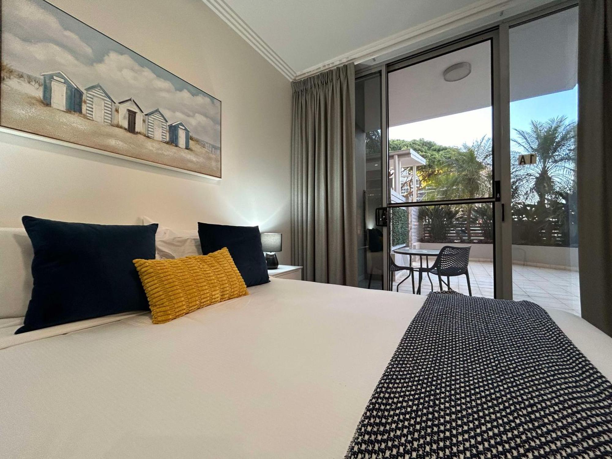 Redvue Holiday Apartments Redcliffe Buitenkant foto